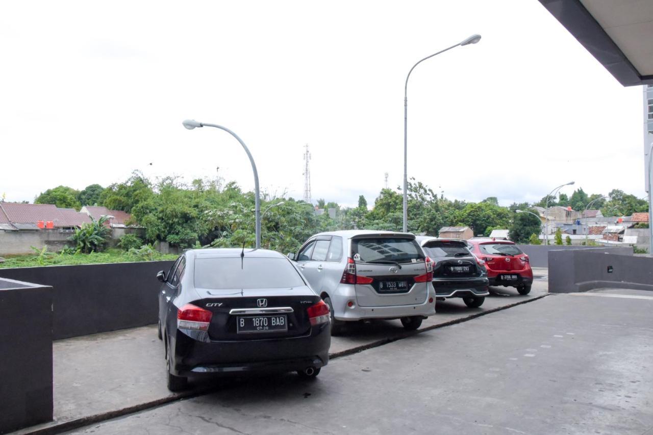 Reddoorz Apartment @ Serpong Green View Tangerang Exteriér fotografie
